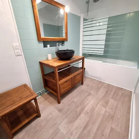 Ferienhaus La Maison Douessine - Hyper Centre La Fontaine - Wifi Gratuit -proche Bioparc Zoo Doué-la-Fontaine